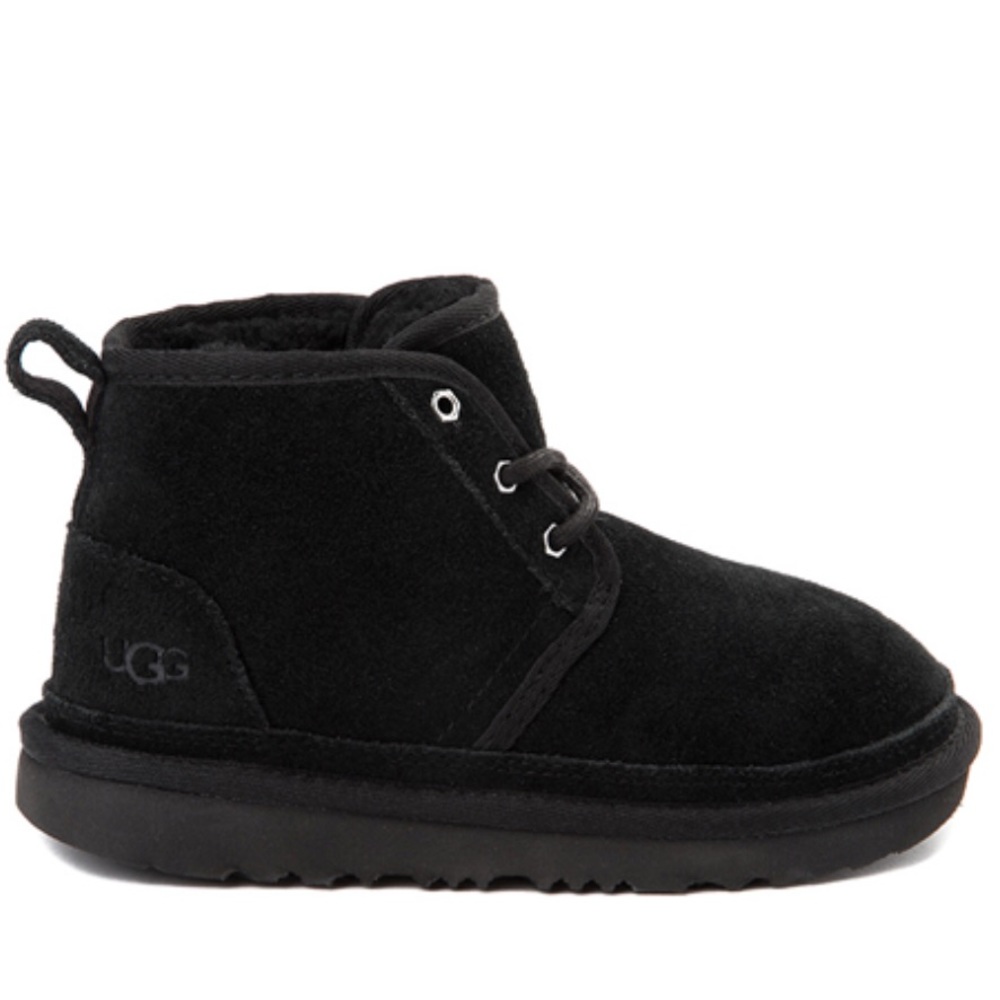 UGG Neumel II Black Chukka Boot  - 3 Youth (Big Kid) $114 Retail - NEW